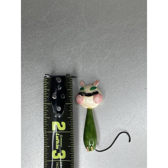 Vintage Sandor Kitty Cat Enamel Gold Tone Pin Brooch Green Eyes Unique - Picture 6 of 7